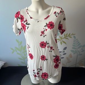 4/$20 Beautiful Floral top with open Back and Strap